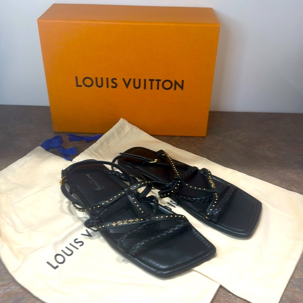 Louis Vuitton Size 39 Studded Leather Gladiator Style Flat Sandals